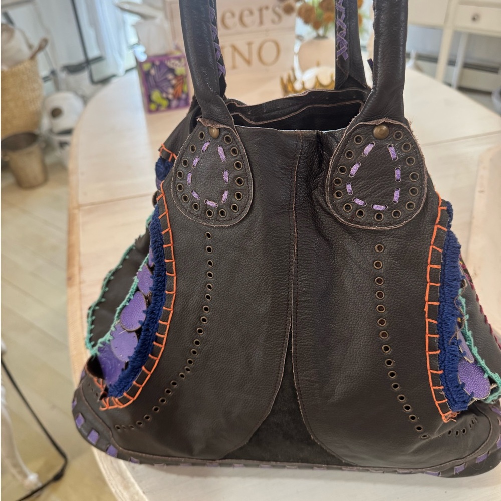 Beautiful vintage leather bag hippie style